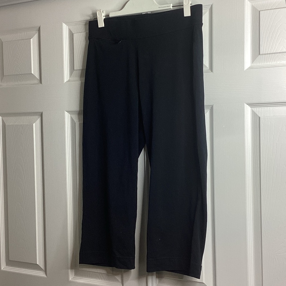 Lands' End Black Wide Leg‎ Capris M Pocket
